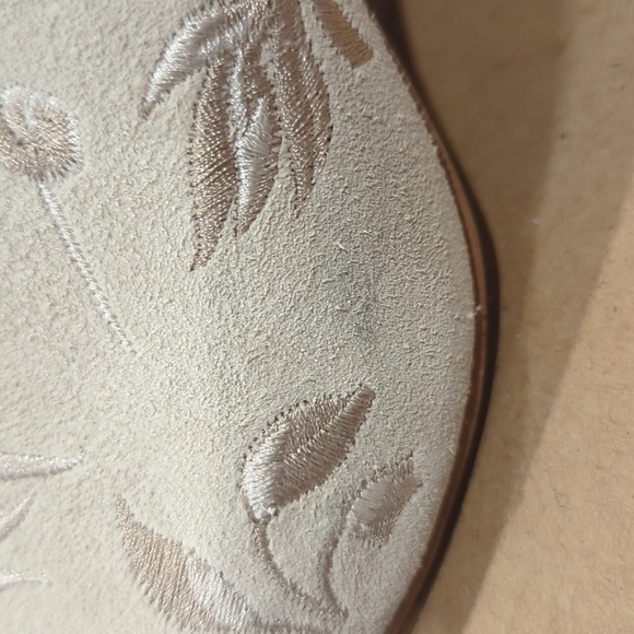 Lucky Brand Emree Suede Open Peep Toe Cone Heel Mule sandshell EEuc - Picture 6 of 8